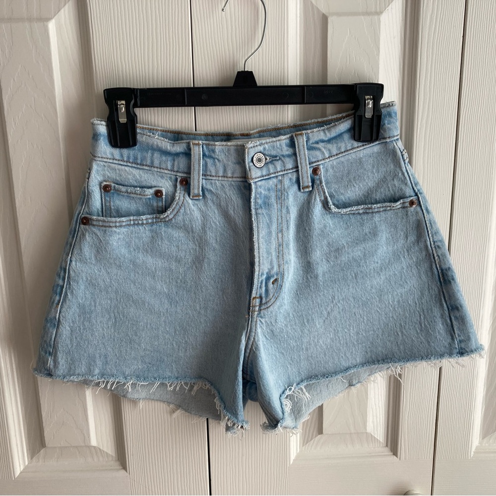 Abercrombie 90s relaxed cutoff shorts